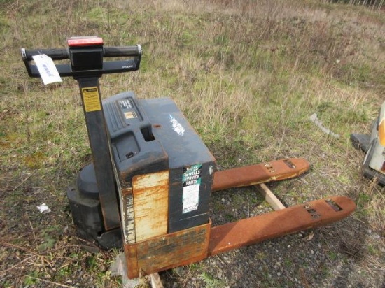 CROWN 40GPW-4-14 ELECTRIC PALLET JACK, 24V, 4000# CAPACITY, * NO BATTERY