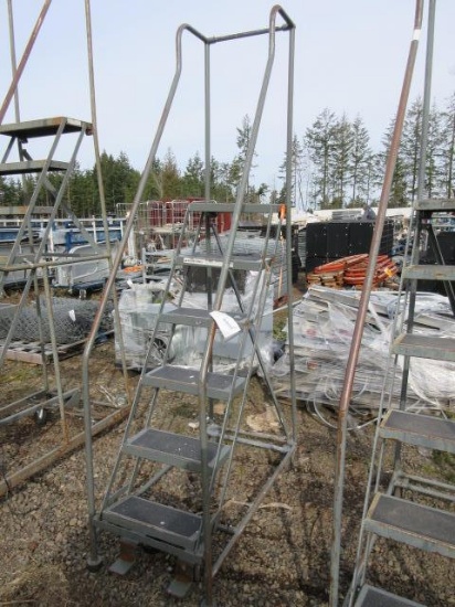 6 STEP ROLLING STOCK LADDER