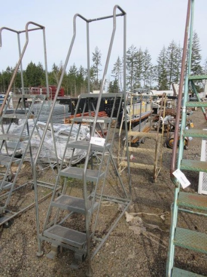 6 STEP ROLLING STOCK LADDER
