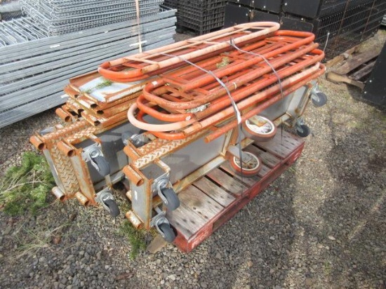 (5) MATERIAL CARTS