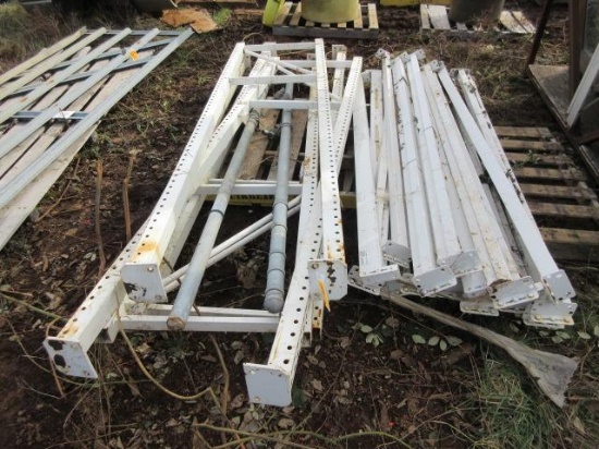 PALLET RACKING (4) 30'' X 10' UPRIGHTS, & (18) 96'' CROSS ARMS