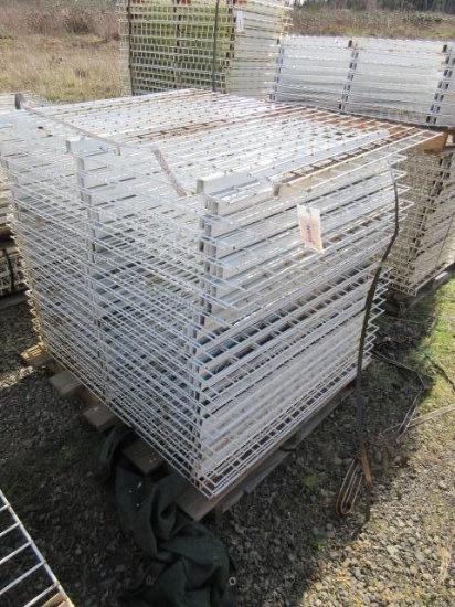 ASSORTED SIZE PALLET RACK WINE DECKING
