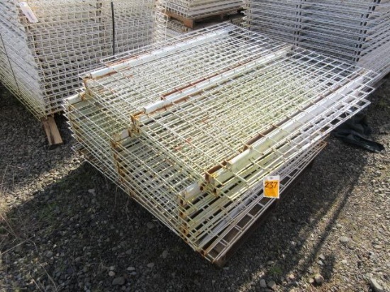 ASSORTED SIZE PALLET RACK WINE DECKING