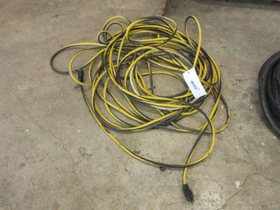 EXTENSION CORD