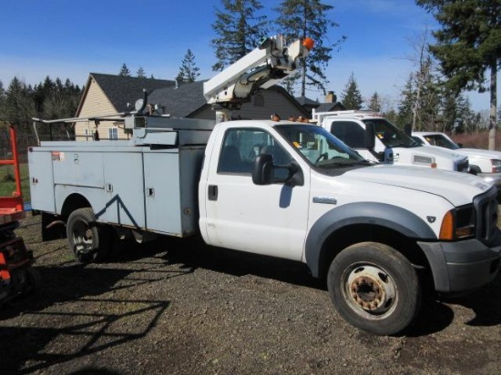 2006 FORD F450 UTILITY TRUCK