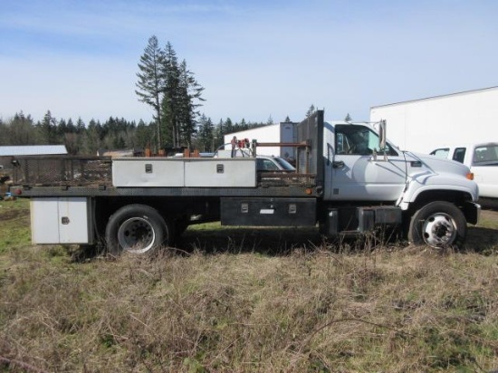 2002 CHEVROLET C6500 FLATBED TRUCK