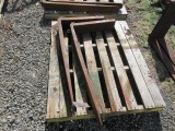 PAIR OF 42'' FORKLIFT FORKS