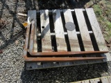 PAIR OF 42'' FORKLIFT FORKS