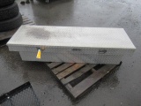 TRUCK BED TOOL BOX