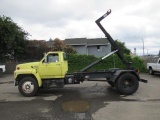 1994 FORD F700 HOOKLIFT TRUCK