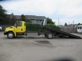 2005 INTERNATIONAL 4300 ROLL DECK TOW TRUCK