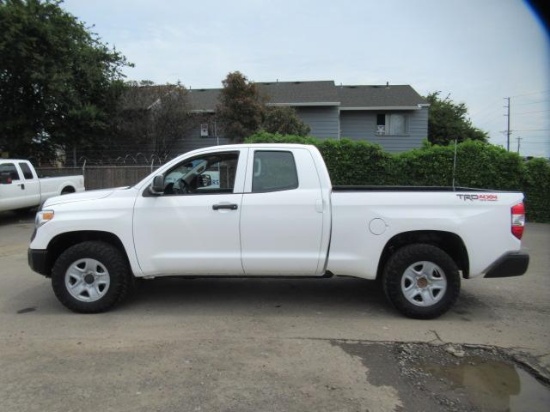 2016 TOYOTA TUNDRA