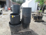 ROUND PLASTIC PLANTER BOXES APPROX. (64)