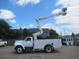 1999 FORD F-800 BUCKET TRUCK