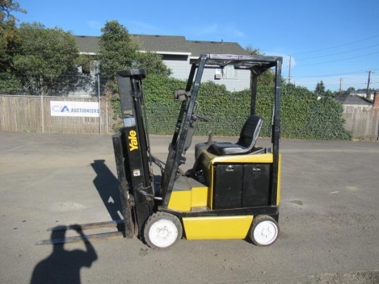 YALE ERC030AGN48TE082 FORKLIFT