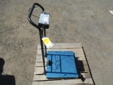 ELECTRIC SCALE W/ WHEELS