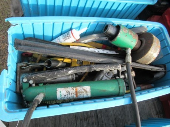 ASSORTED JACKS/TOOLS