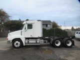 2000 FREIGHTLINER CENTURY CLASS DAY CAB TRACTOR