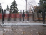 2022 20' FARM BI-PARTING DRIVEWAY GATE