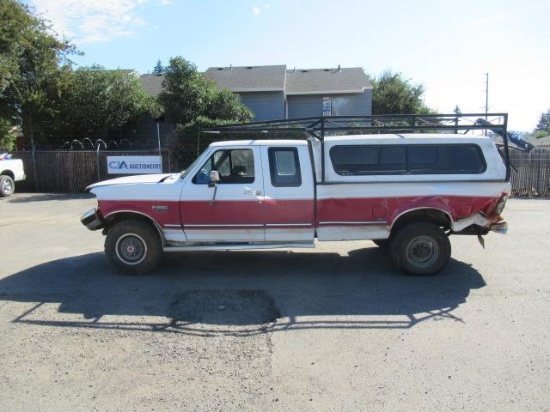 1994 FORD F-250 XLT EXTENDED CAB PICKUP