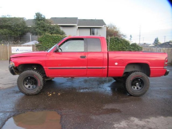 2000 DODGE 2500 EXTENDED CAB