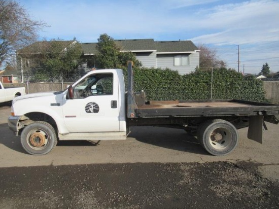2004 FORD F-450 FLATBED PICKUP