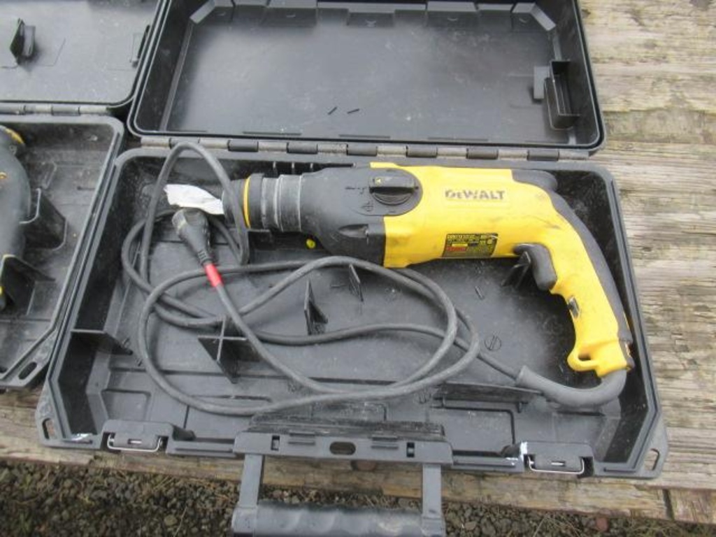 2) DEWALT D25113 120V ROTARY HAMMERS W/ CASES | Heavy Construction  Equipment Light Equipment & Support Tools Power Tools Portable Power Tools  Drills & Hammers Rotary Hammers | Online Auctions | Proxibid