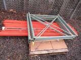 PALLET RACKING - (4) 4' UPRIGHTS & (8) 8' CROSSARMS