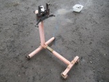 CENTRAL HYDRAULICS 1000LB CAPACITY ENGINE STAND