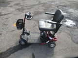 GOLDEN GL140 ELECTRIC MOBILITY CART W/ CHARGER