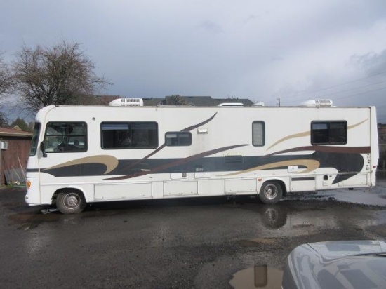 1995 FOUR WINDS HURRICANE 34' MOTORHOME