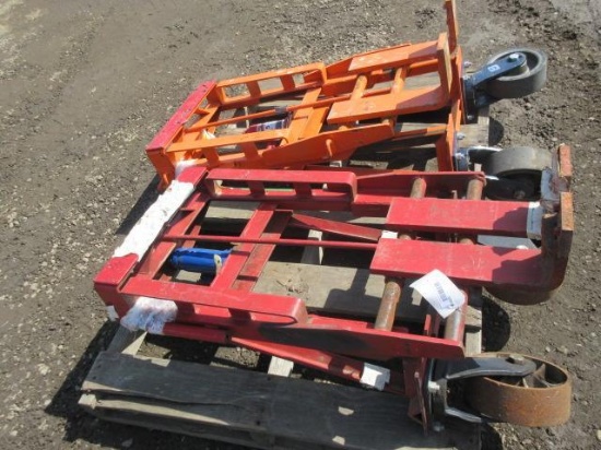(2) WALL JACKS