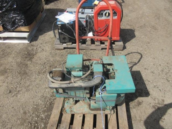 ONAN 4.0 RV GAS POWERED GENSET W/ DOLLY