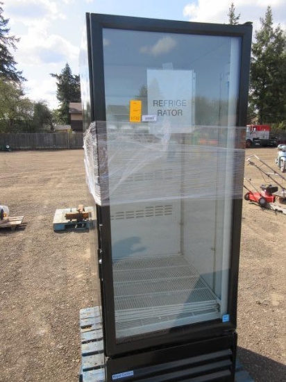ROYAL COOLERS 800L VENDOR REFRIGERATOR 77'' TALL X 30'' WIDE