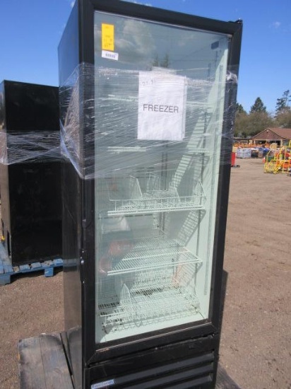 ROYAL COOLER VENDOR FREEZER 77'' TALL X 30'' WIDE
