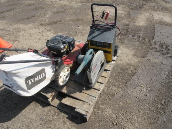 TORO 22'' FRONT DRIVE MOWER RECYCLER W/ BAG ATTACHMENT & QUICK WATER WASH FEATURE, 190CC MOTOR, &