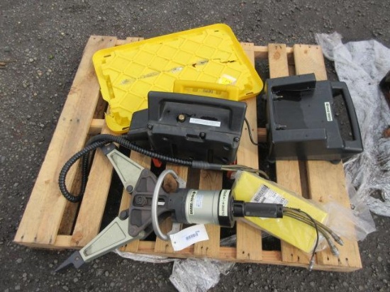 SABRE 2000 HYDRAULIC SPREADER W/ CHARGER, BATTERY PACK & OUTLET BOX W/ (12) OUTLETS, 3-PHASE