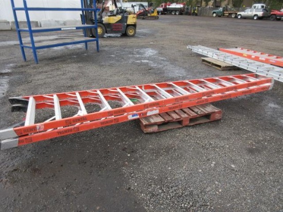 WERNER 14' FIBERGLASS LADDER