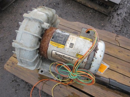 BALDOR RELIANCER SUPER-E MOTOR PUMP, 3-PHASE
