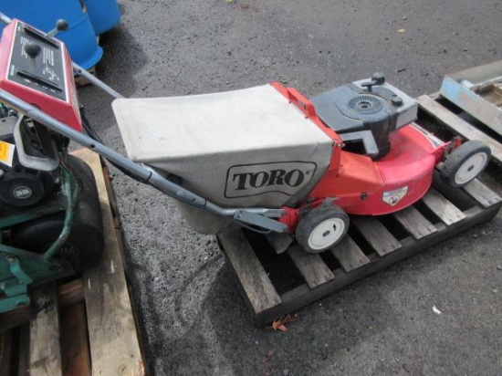 TORO LAWN MOWER