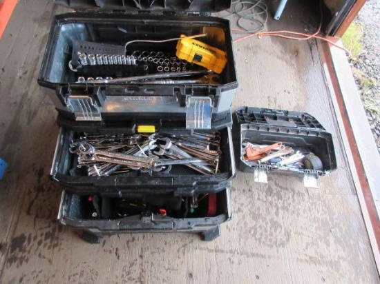 STANLEY STACKABLE TOOLBOX W/ ASSORTED TOOLS