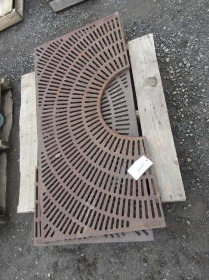 OLYMPIC 4' X 4' STEEL TREE GRATE