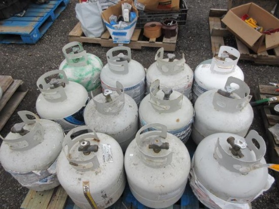 (12) 15LB PROPANE TANKS