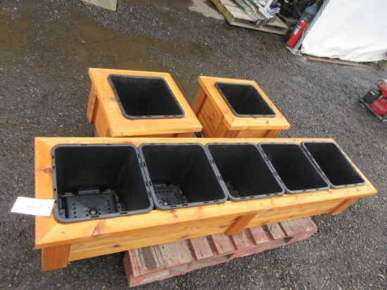 (2) SINGLE POT PLANTERS & (1) CEDAR 5-POT PLANTER