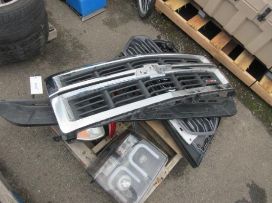 ASSORTED TRUCK PARTS