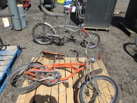 (1) SCHWINN ORANGE KRATE LOW RIDER BIKE & (1) STINGRAY CHROME LOW RIDER BIKE