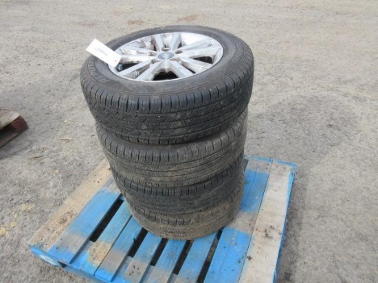 (4) MAZAMA REPUTATION LUXURY TOURING 205/65R16 TIRES ON HYUNDAI 5 LUG WHEELS