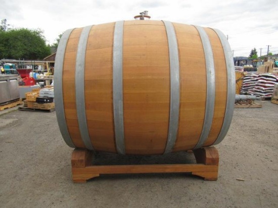 BALAZ TRUST APPROX 900GAL WOOD BARREL W/ STAND