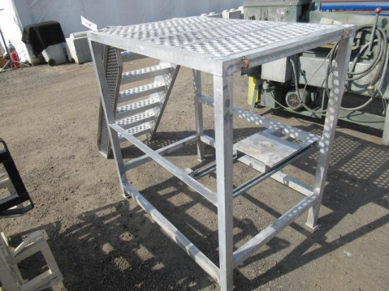 ALUMINUM MOBILE STAIRS W/ 32'' X 56'' PLATFORM