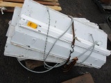 (5) 4' LED SHOP LIGHTS